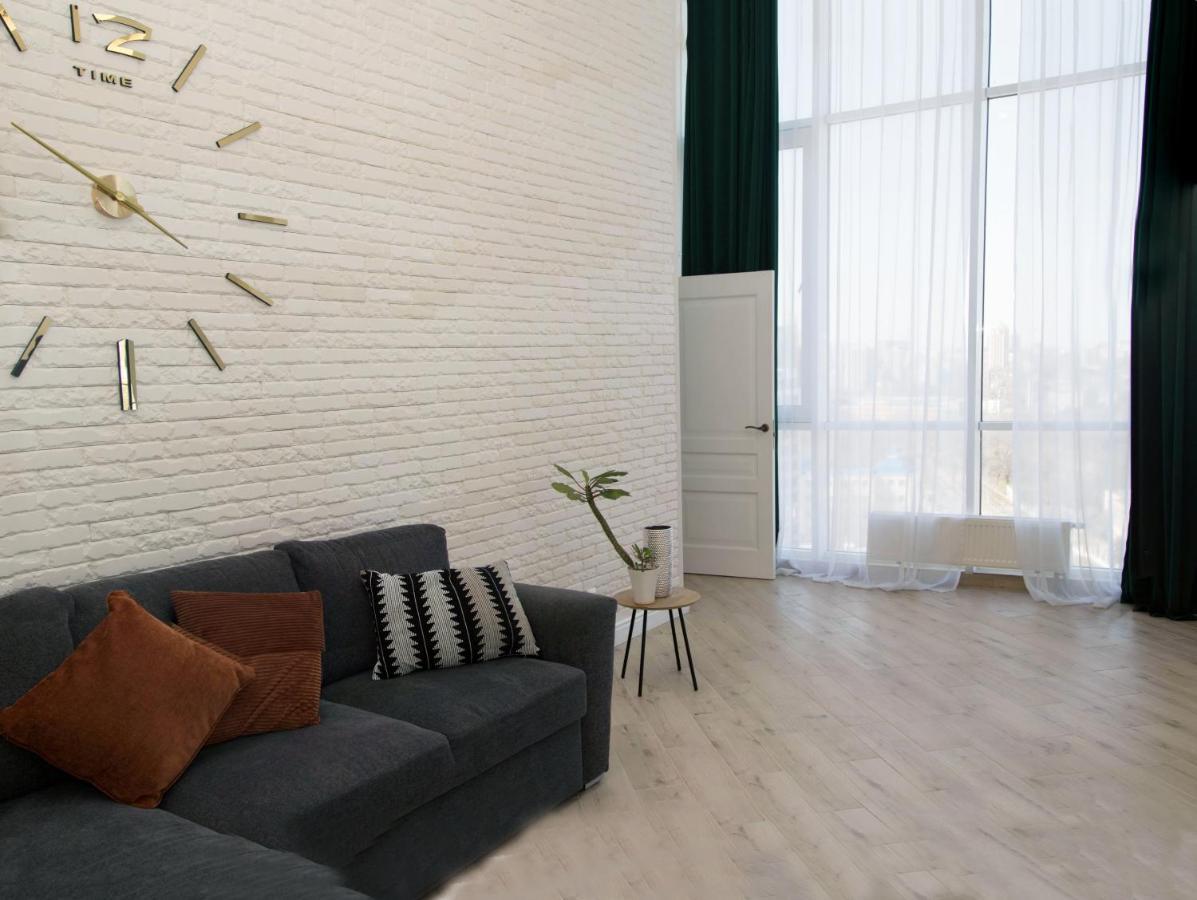Apart Hotel Greenwood Near Sea Odesa Exterior foto