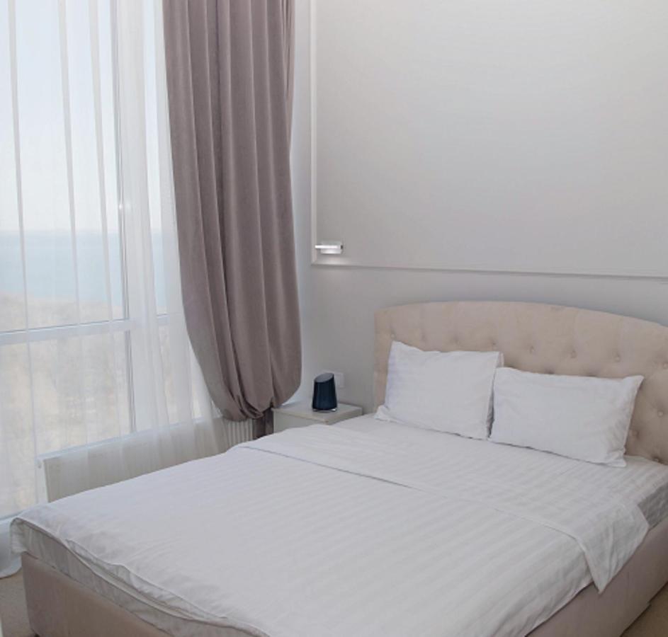Apart Hotel Greenwood Near Sea Odesa Exterior foto